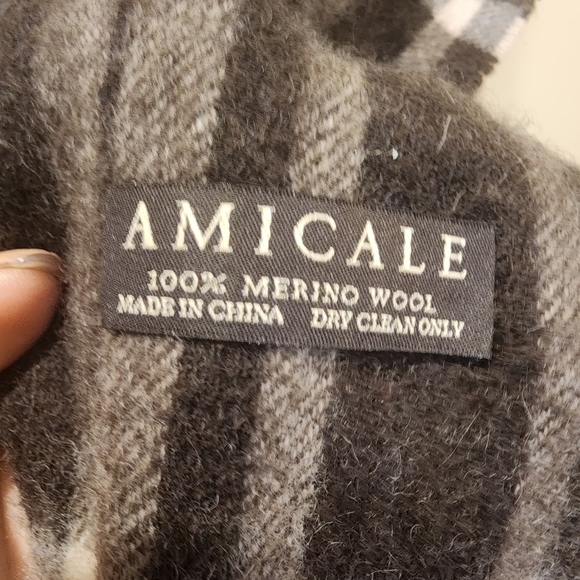 AMICALE  Plaid 100% Merino wool unisex scarf - Picture 4 of 6